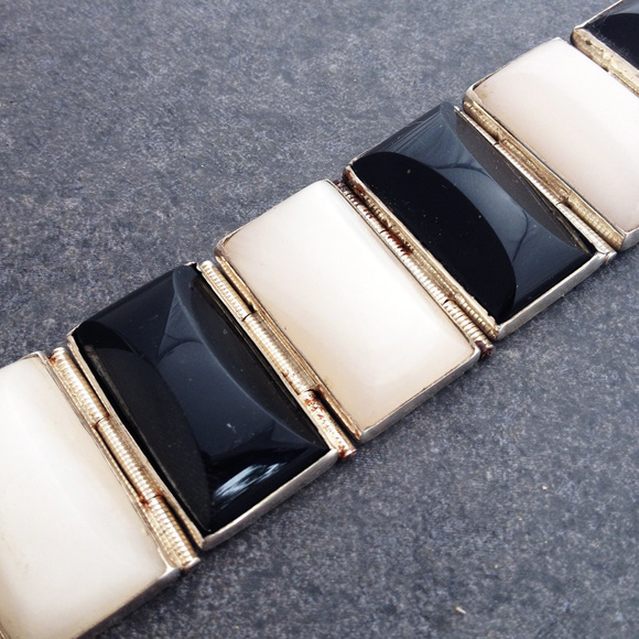 Vintage 40's Sterling & Oynx Panel Bracelet - Picture 3 of 5